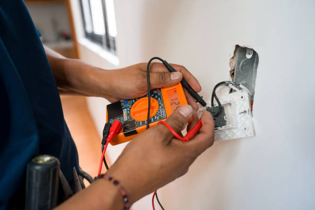 Best Emergency Electrical Repair  in Level Park Oak Park, MI