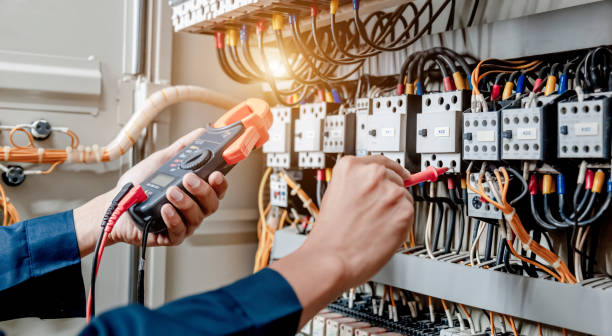 Best Electrical Outlet Repair  in Level Park Oak Park, MI