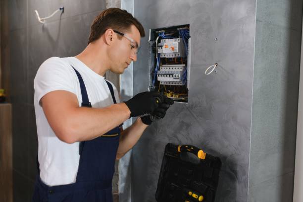 Best Electrical Contractors for Businesses  in Level Park Oak Park, MI